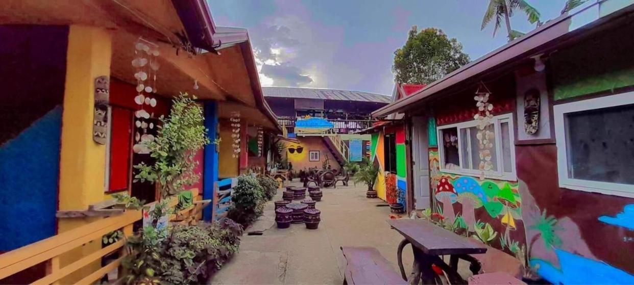 Sun Valley Hostel El Nido Eksteriør billede