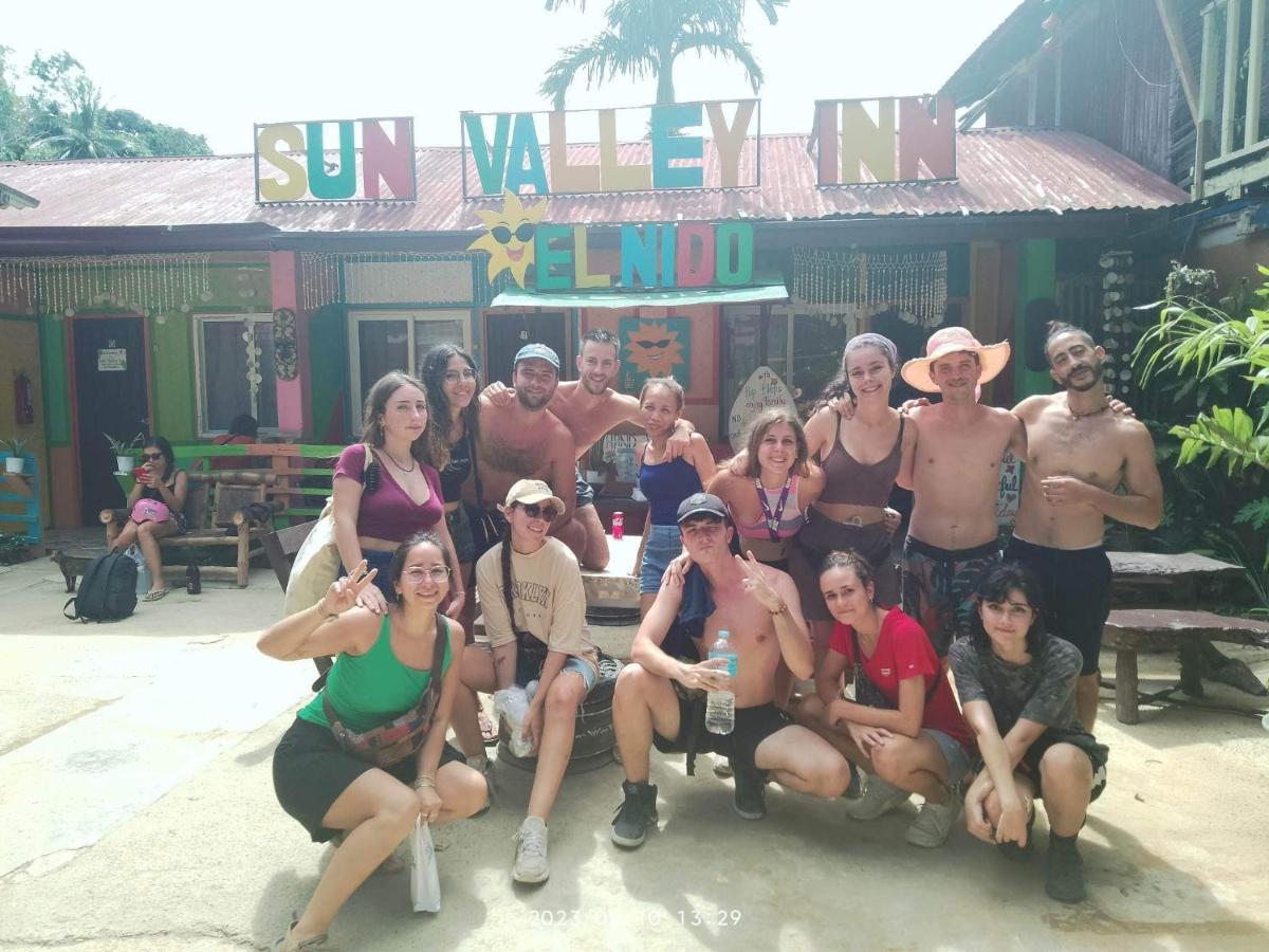 Sun Valley Hostel El Nido Eksteriør billede