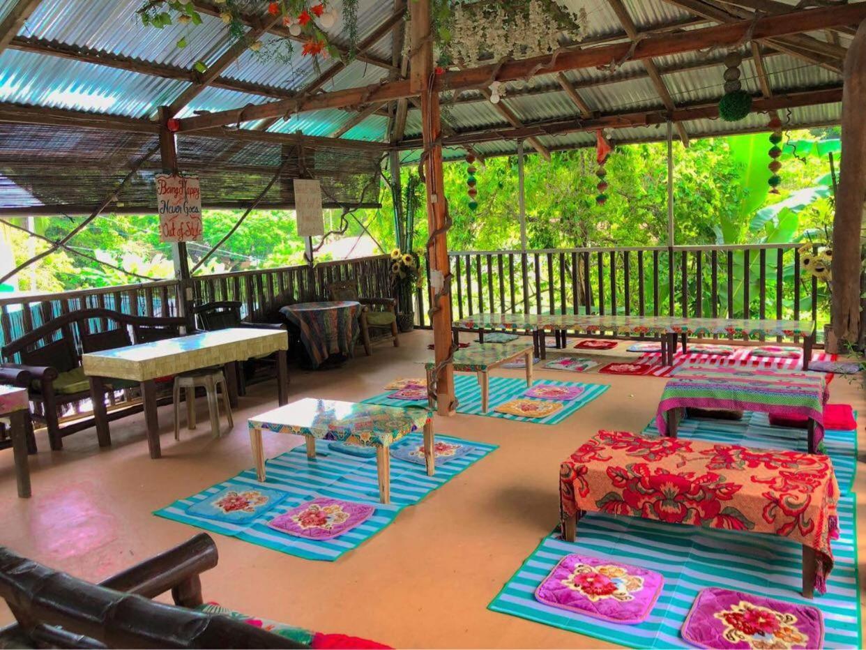 Sun Valley Hostel El Nido Eksteriør billede