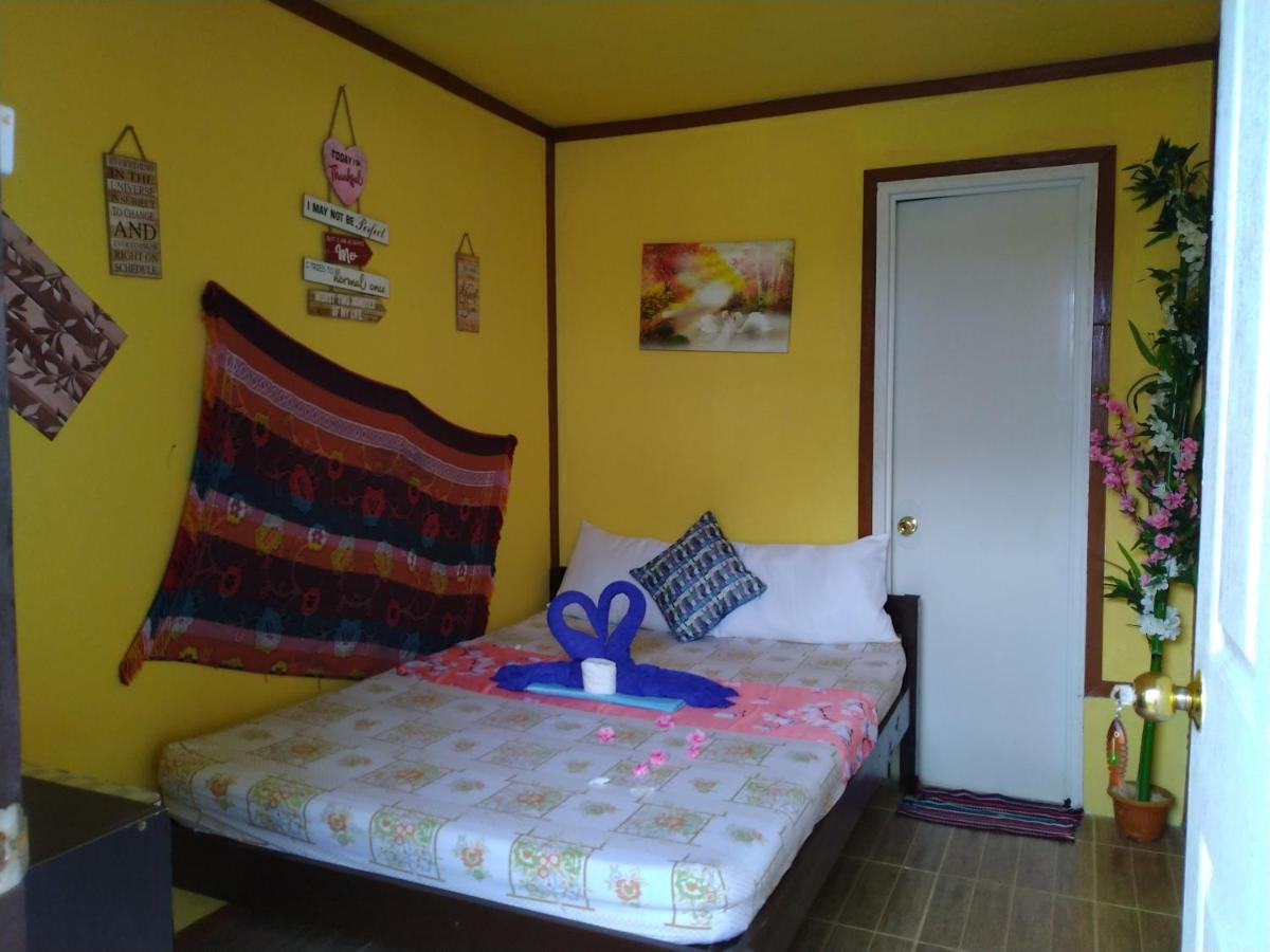 Sun Valley Hostel El Nido Eksteriør billede